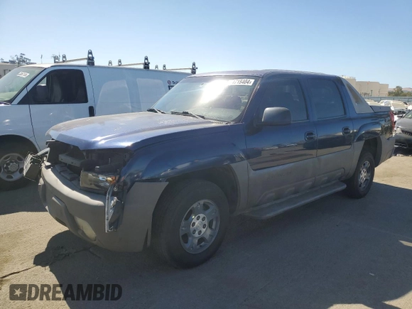2002 Chevrolet Avalanche with VIN 3GNEK13T62G111797, listed as a Copart auction lot 74718404 with 313,990 mi miles and Salvage Title. Bid and sale history available at carsss.com. Image 1.