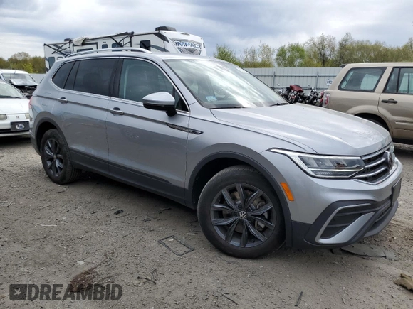 2022 Volkswagen Tiguan SE with VIN 3VV2B7AX3NM175114, listed as a Copart auction lot 52136025 with 35,906 mi miles and Salvage title. Bid and sale history available at DreamBid. Image 4.