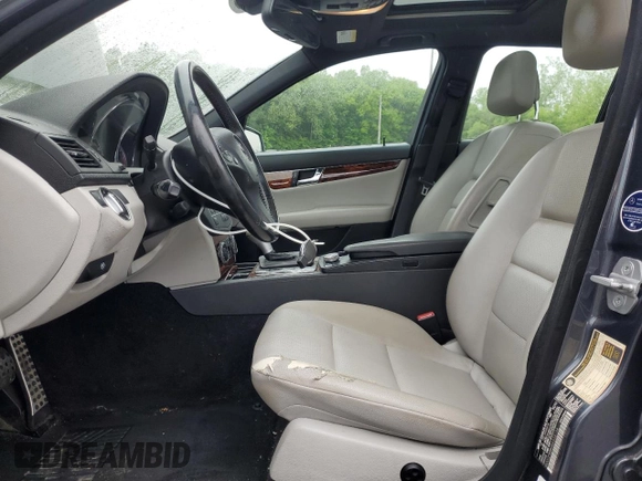 2011 Mercedes-Benz C 300 Sport with VIN WDDGF8BB6BA508194, listed as a Copart auction lot 58085695 with 102,385 mi miles and Salvage title. Bid and sale history available at DreamBid. Image 7.