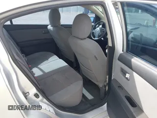 2010 Nissan Sentra SR with VIN 3N1AB6AP6AL682077, listed as a IAAI auction lot 42149515 with 170,358 mi miles and . Bid and sale history available at DreamBid. Image 8.