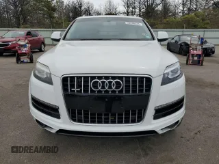 2015 Audi Q7 Premium Plus with VIN WA1LGAFE7FD029637, listed as a Copart auction lot 56596535 with 131,381 mi miles and Salvage Title. Bid and sale history available at DreamBid. Image 5.