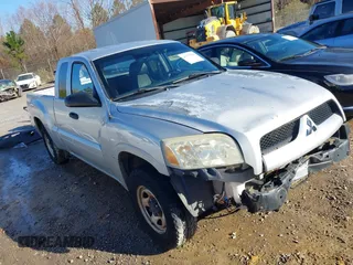 2007 Mitsubishi Raider LS with VIN 1Z7HC22K67S265576, listed as a IAAI auction lot 41375976 with 108,471 mi miles. Bid and sale history available at carsss.com. Image 1.