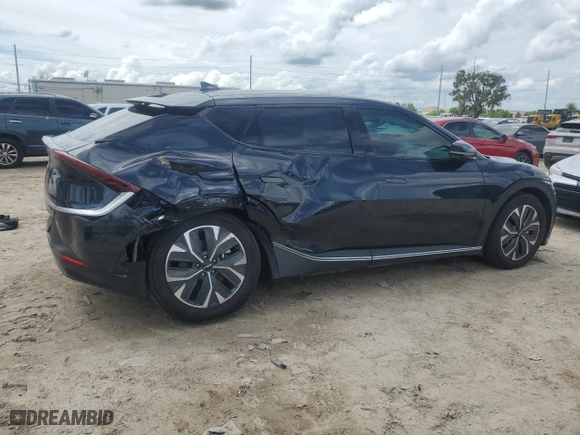 2022 Kia EV6 Light with VIN KNDC34LB9N5065576, listed as a Copart auction lot 70694694 with 18,546 mi miles and Non Repairable. Bid and sale history available at carsss.com. Image 3.