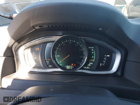 2015 Volvo XC70 T5 Drive-E Premier with VIN YV440MBK1F1218648, listed as a Copart auction lot 80331114 with 88,012 mi miles and Salvage Title. Bid and sale history available at DreamBid. Image 9.