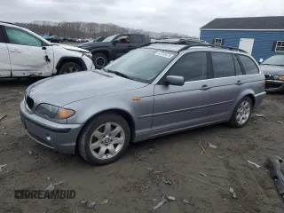 2004 BMW 3 Series 325xi with VIN WBAEP33434PF04105, listed as a Copart auction lot 47233675 with 147,410 mi miles and Clean Title. Bid and sale history available at carsss.com. Image 1.