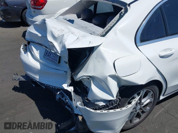 2017 Mercedes-Benz C 300 with VIN 55SWF4JB2HU205606, listed as a IAAI auction lot 42204344 with 88,162 mi miles and . Bid and sale history available at DreamBid. Image 18.