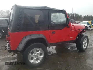 2002 Jeep Wrangler SE with VIN 1J4FA29P02P715013, listed as a Copart auction lot 48039035 with 193,583 mi miles and Salvage Title. Bid and sale history available at DreamBid. Image 3.