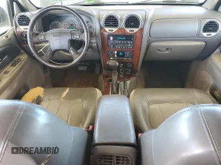 2004 GMC Envoy SLT z VIN 1GKDS13S942127830, wystawiony jako Copart lot #87165024 z przebiegiem 172 592 mil mil oraz Szkoda całkowita • Salvage title. Historia ofert i sprzedaży dostępna na DreamBid. Obrazek 8.