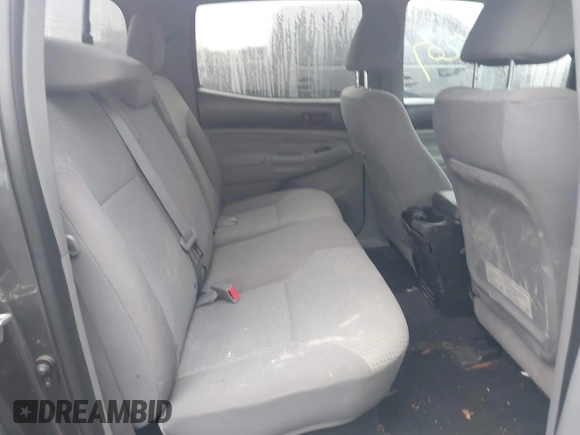 2012 Toyota Tacoma z VIN 3TMLU4EN9CM095110, wystawiony jako IAAI lot #41935207 z przebiegiem 177 543 mil mil oraz . Historia ofert i sprzedaży dostępna na DreamBid. Obrazek 8.