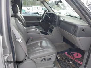 2005 Chevrolet Suburban LT with VIN 3GNFK16Z75G159642, listed as a IAAI auction lot 41541211 with 184,752 mi miles and . Bid and sale history available at DreamBid. Image 5.
