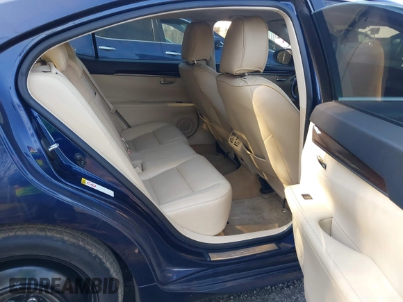 2013 Lexus ES 4dr Sdn with VIN JTHBK1GG1D2073589, listed as a IAAI auction lot 41773082 with 91,356 mi miles. Bid and sale history available at carsss.com. Image 8.