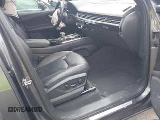 2018 Audi Q7 Prestige with VIN WA1VAAF76JD034803, listed as a IAAI auction lot 42141324 with 126,523 mi miles and . Bid and sale history available at DreamBid. Image 5.