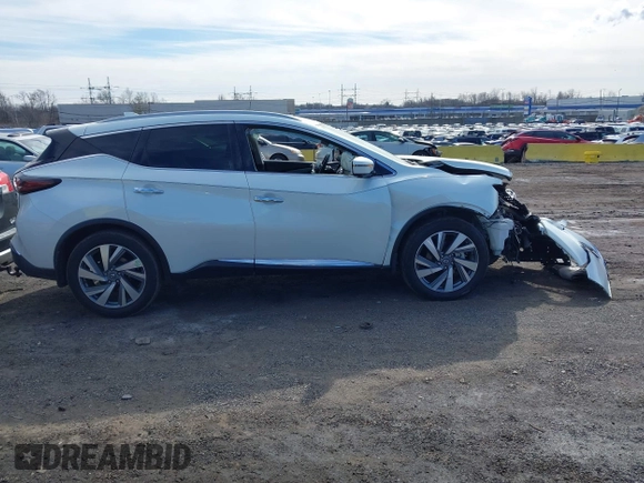 2021 Nissan Murano SL with VIN 5N1AZ2CSXMC146599, listed as a IAAI auction lot 41556475 with 40,113 mi miles and . Bid and sale history available at DreamBid. Image 13.