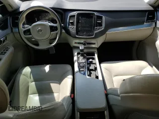 2018 Volvo XC90 Momentum z VIN YV4102PK9J1355040, wystawiony jako Copart lot #53454205 z przebiegiem 116 826 mil mil oraz Szkoda całkowita • Salvage title. Historia ofert i sprzedaży dostępna na DreamBid. Obrazek 8.