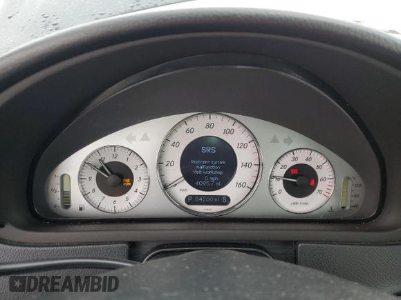 2007 Mercedes-Benz CLK 350 with VIN WDBTK56F27F207673, listed as a Copart auction lot 82643764 with 84,260 mi miles and Salvage Title. Bid and sale history available at DreamBid. Image 9.