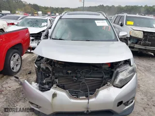 2016 Nissan Rogue SL with VIN 5N1AT2MT5GC758268, listed as a IAAI auction lot 40275243 with 93,829 mi miles. Bid and sale history available at carsss.com. Image 12.