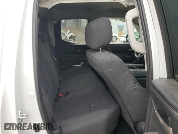 2022 Toyota Tundra SR5 with VIN 5TFLA5DA7NX044358, listed as a Copart auction lot 85799994 with 33,922 mi miles and Salvage title. Bid and sale history available at DreamBid. Image 11.