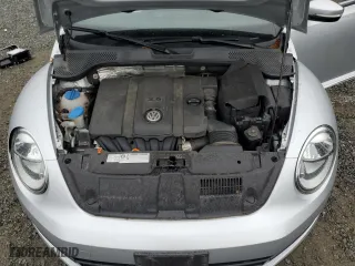 2012 Volkswagen Beetle 2.5L w/Sun PZEV with VIN 3VWJP7AT6CM630282, listed as a Copart auction lot 71096824 with 85,312 mi miles and Clean Title. Bid and sale history available at carsss.com. Image 11.