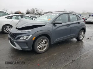 2022 Hyundai Kona SE with VIN KM8K2CAB4NU762134, listed as a Copart auction lot 43938845 with 45,684 mi miles and Salvage Title. Bid and sale history available at carsss.com. Image 1.