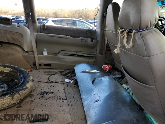2003 GMC Safari z VIN 1GKEL19X83B512525, wystawiony jako Copart lot #79059984 z przebiegiem 122 800 mil mil oraz Szkody całkowita. Historia ofert i sprzedaży dostępna na DreamBid. Obrazek 11.