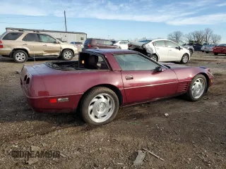 1993 Chevrolet Corvette z VIN 1G1YY23P5P5110452, wystawiony jako Copart lot #43111505 z przebiegiem 96 357 mil mil oraz Szkoda całkowita • Salvage title. Historia ofert i sprzedaży dostępna na DreamBid. Obrazek 3.