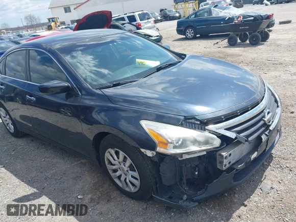 2013 Nissan Altima 2.5 S with VIN 1N4AL3AP4DC913024, listed as a IAAI auction lot 42045465 with 172,990 mi miles and . Bid and sale history available at carsss.com. Image 1.