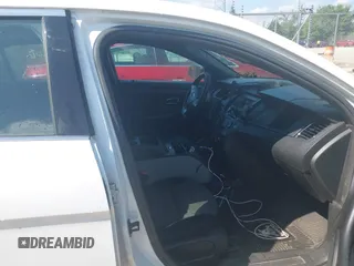 2013 Ford Police Interceptor z VIN 1FAHP2M8XDG127013, wystawiony jako IAAI lot #42692806 z przebiegiem 265 436 mil mil oraz . Historia ofert i sprzedaży dostępna na DreamBid. Obrazek 5.