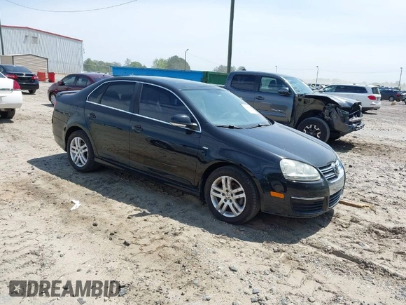 2007 Volkswagen Jetta Wolfsburg Edition с VIN 3VWEF71K07M171963, выставлен на аукционе IAAI как лот 42049655 с пробегом 151 647 миль миль и . История ставок и продаж доступна на DreamBid. Изображение 1.