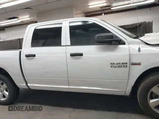 2013 Ram 1500 Express z VIN 1C6RR7KT0DS596371, wystawiony jako IAAI lot #42484590 z przebiegiem 132 743 mil mil oraz . Historia ofert i sprzedaży dostępna na DreamBid. Obrazek 14.