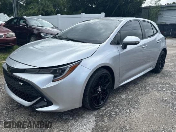 2021 Toyota Corolla Hatchback SE with VIN JTNB4MBE0M3129627, listed as a Copart auction lot 46258355 with 32,768 mi miles and Salvage Title. Bid and sale history available at carsss.com. Image 2.