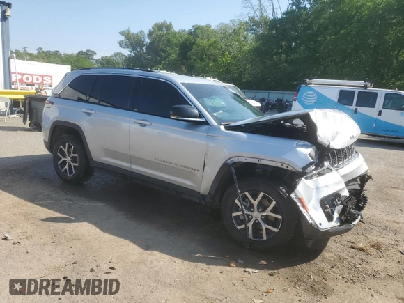 2023 Jeep Grand Cherokee Limited with VIN 1C4RJGBG1P8902983, listed as a Copart auction lot 53397875 with 35,288 mi miles and Salvage title. Bid and sale history available at DreamBid. Image 4.