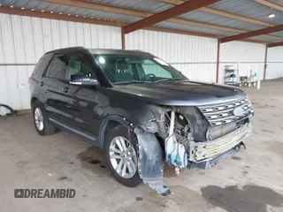 2017 Ford Explorer XLT with VIN 1FM5K7D80HGD04842, listed as a IAAI auction lot 41911091 with 90,680 mi miles and . Bid and sale history available at carsss.com. Image 1.