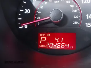 2013 Kia Sorento LX z VIN 5XYKTDA24DG349430, wystawiony jako IAAI lot #42549811 z przebiegiem 204 664 mil mil oraz . Historia ofert i sprzedaży dostępna na DreamBid. Obrazek 16.
