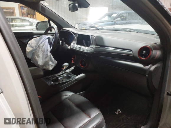 2021 Chevrolet Blazer RS z VIN 3GNKBKRS4MS511445, wystawiony jako IAAI lot #41376452 z przebiegiem 34 843 mil mil oraz . Historia ofert i sprzedaży dostępna na DreamBid. Obrazek 5.