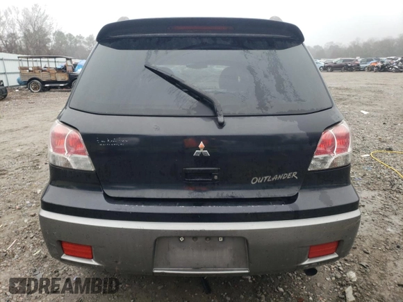 2004 Mitsubishi Outlander SE with VIN JA4LX41F04U057357, listed as a Copart auction lot 45090925 with 260,485 mi miles and Salvage Title. Bid and sale history available at carsss.com. Image 6.