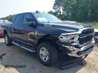 2019 Ram 2500 Big Horn with VIN 3C6UR5DLXKG544035, listed as a IAAI auction lot 42560785 with 76,606 mi miles and . Bid and sale history available at DreamBid. Image 1.
