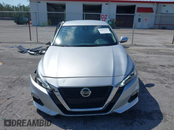 2022 Nissan Altima 2.5 SV with VIN 1N4BL4DV7NN410422, listed as a IAAI auction lot 41882216 with 7,737 mi miles. Bid and sale history available at carsss.com. Image 12.