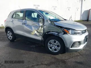 2018 Chevrolet Trax LS with VIN 3GNCJKSB3JL418469, listed as a IAAI auction lot 40842886 with 22,029 mi miles. Bid and sale history available at carsss.com. Image 1.