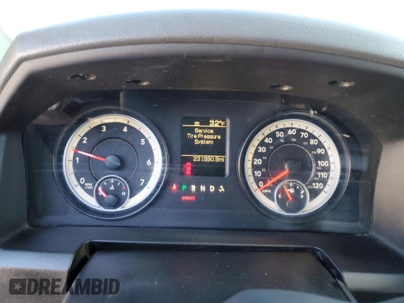 2013 Ram 2500 Tradesman z VIN 3C6TR5CT0DG611452, wystawiony jako Copart lot #88534175 z przebiegiem 231 990 mil mil oraz Czysty tytuł • Clean title. Historia ofert i sprzedaży dostępna na DreamBid. Obrazek 9.