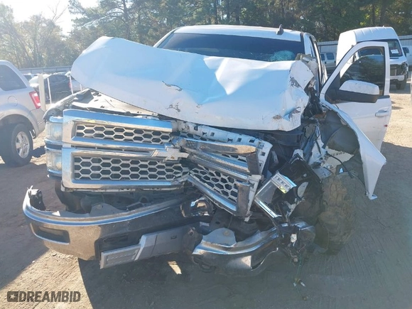 2015 Chevrolet Silverado 1500 LT with VIN 3GCUKREC6FG453370, listed as a IAAI auction lot 40913733 with NaN miles. Bid and sale history available at carsss.com. Image 17.