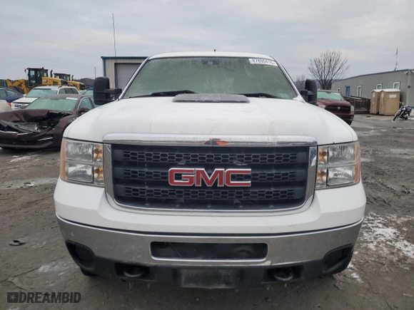 2013 GMC Sierra 2500HD Work Truck with VIN 1GT02ZCG6DZ361001, listed as a Copart auction lot 87890415 with 0 mi miles and Salvage Title. Bid and sale history available at carsss.com. Image 5.