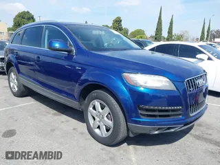 2014 Audi Q7 3.0T Premium Plus with VIN WA1LGAFE2ED010914, listed as a IAAI auction lot 41266568 with 141,820 mi miles. Bid and sale history available at carsss.com. Image 1.
