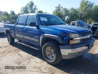2003 Chevrolet Silverado 1500HD LS with VIN 1GCGK13U03F218776, listed as a IAAI auction lot 41993253 with 289,854 mi miles and . Bid and sale history available at DreamBid. Image 1.