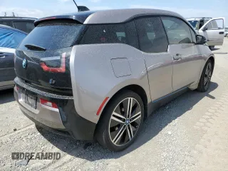 2015 BMW i3 with VIN WBY1Z4C54FV503291, listed as a Copart auction lot 53283743 with 48,267 mi miles. Bid and sale history available at carsss.com. Image 3.