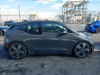 2015 BMW i3 with VIN WBY1Z4C53FV502262, listed as a IAAI auction lot 41746285 with 74,157 mi miles. Bid and sale history available at carsss.com. Image 13.