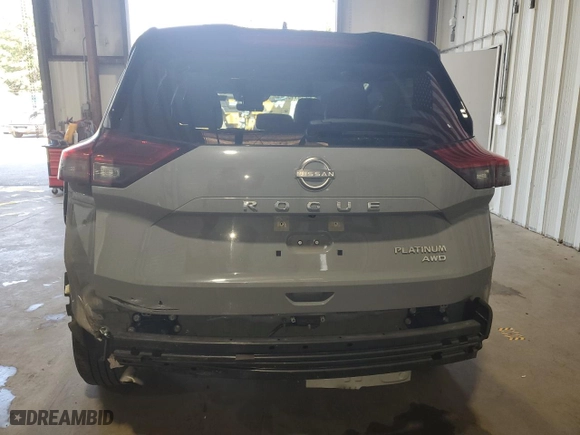 2022 Nissan Rogue Platinum with VIN JN8BT3DD1NW276470, listed as a Copart auction lot 70014354 with 38,586 mi miles and Salvage Title. Bid and sale history available at carsss.com. Image 6.
