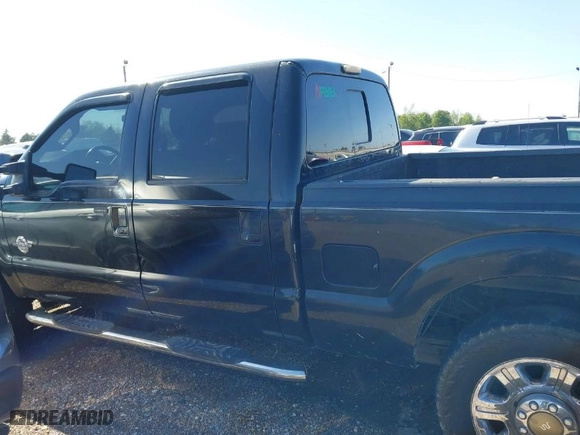 2012 Ford Super Duty F-250 SRW XL with VIN 1FT7W2BT6CEA86910, listed as a IAAI auction lot 41360275 with 237,299 mi miles. Bid and sale history available at carsss.com. Image 14.