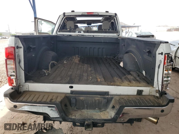 2022 Ford F-250 XL with VIN 1FT7W2A6XNEE19267, listed as a Copart auction lot 58541785 with 61,490 mi miles and Non repairable. Bid and sale history available at DreamBid. Image 6.