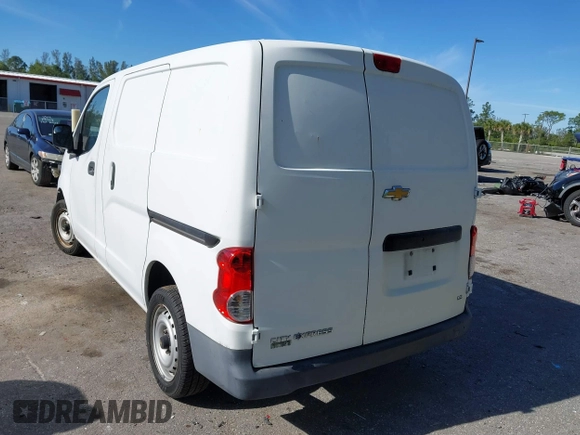 2015 Chevrolet City Express Cargo LS z VIN 3N63M0YN6FK699568, wystawiony jako IAAI lot #41856848 z przebiegiem 69 231 mil mil oraz . Historia ofert i sprzedaży dostępna na DreamBid. Obrazek 12.