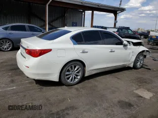 2014 Infiniti Q50 Premium with VIN JN1BV7AP0EM677325, listed as a Copart auction lot 47006435 with 137,238 mi miles and Salvage Title. Bid and sale history available at carsss.com. Image 3.